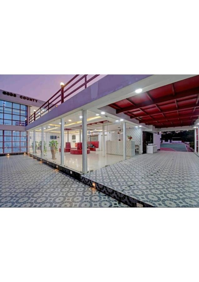 Gods County Hotels & Resorts Tarapith Exteriör bild