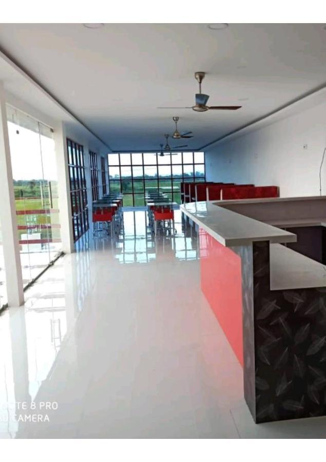 Gods County Hotels & Resorts Tarapith Exteriör bild